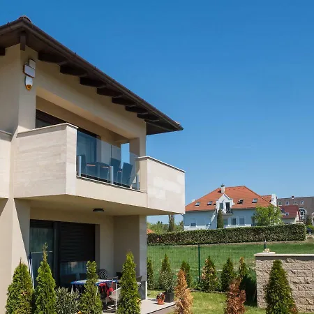 Ferienhaus New Baricska Apartman *